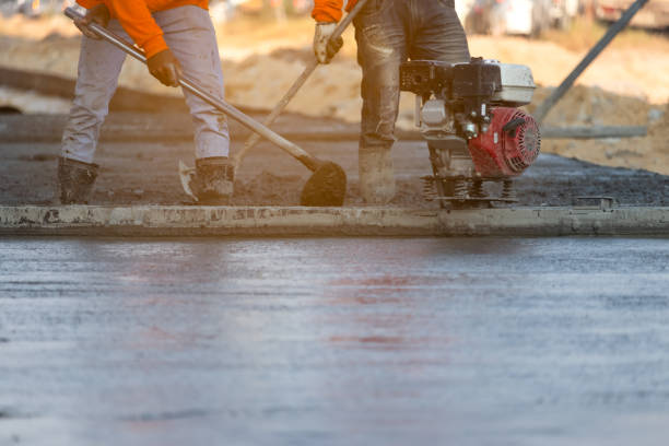 Best Concrete Sidewalk Installation  in Bentleyville, PA